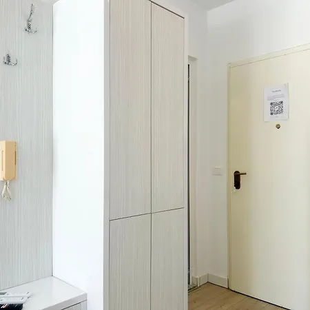 아파트 Vila Olivia 701