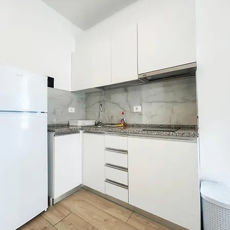 아파트 Vila Olivia 701