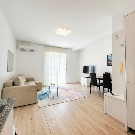 Vila Olivia 701 Apartment Durres