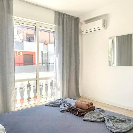 Vila Olivia 701 *