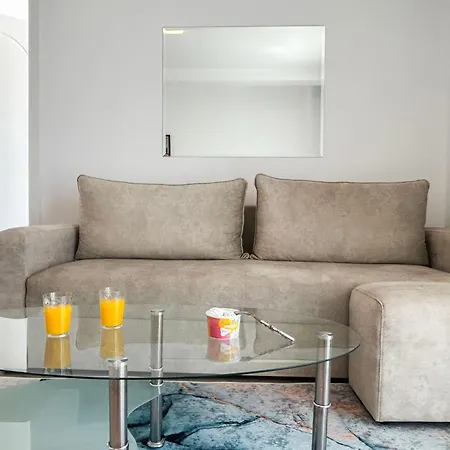 Vila Olivia 701 아파트 *